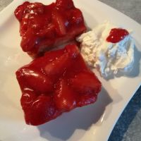 Gluten-free strawberry cake