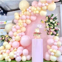 Balony w kształcie girlandy różowo-żółte 94 szt