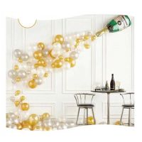 Fehér-arany léggömbök füzére pezsgővel