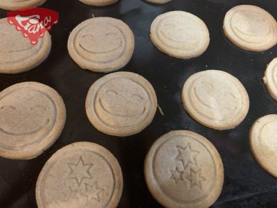 Cinnamon Stamp Cookies