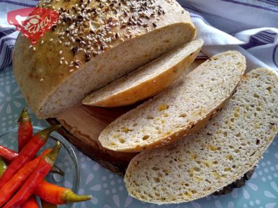 Bezlepkový chlieb s čili a čedarom