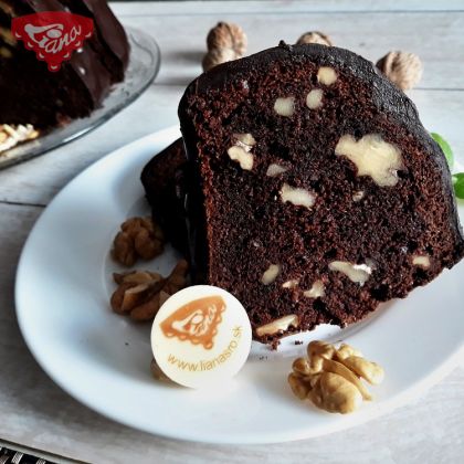 Gluten-free chocolate cake with walnuts