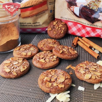 Gluten-free cinnamon-almond cookies
