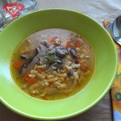 Glutenfreier Sauerteig für Suppe mit Sorghummehl
