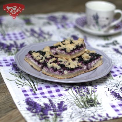 Gluten-free sourdough blueberry pie