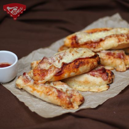 Gluten-free pizza rolls