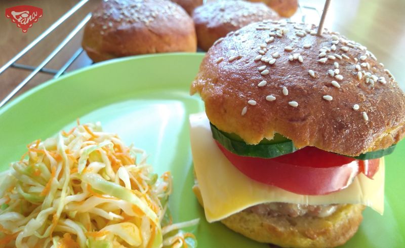 Gluten-free hamburger buns