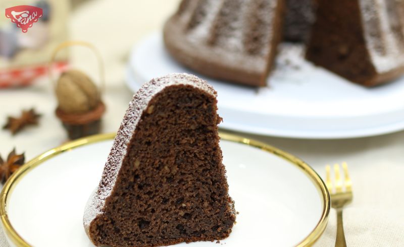 Gluten-free gingerbread cake