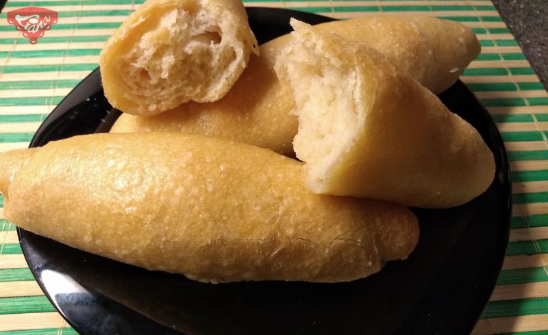 Gluten-free sourdough rolls